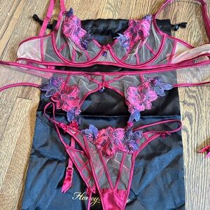 Marymae Honey Birdette Set